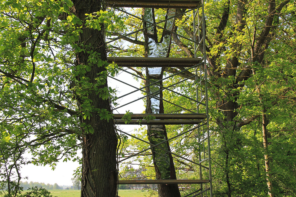 LandArt installation, Gesves, Belgium, 2016. Artist Tanya Atanasova